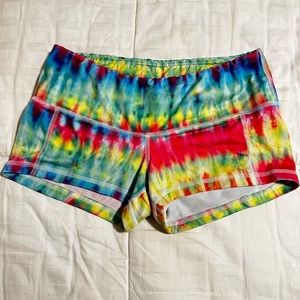 FLEO booty shorts